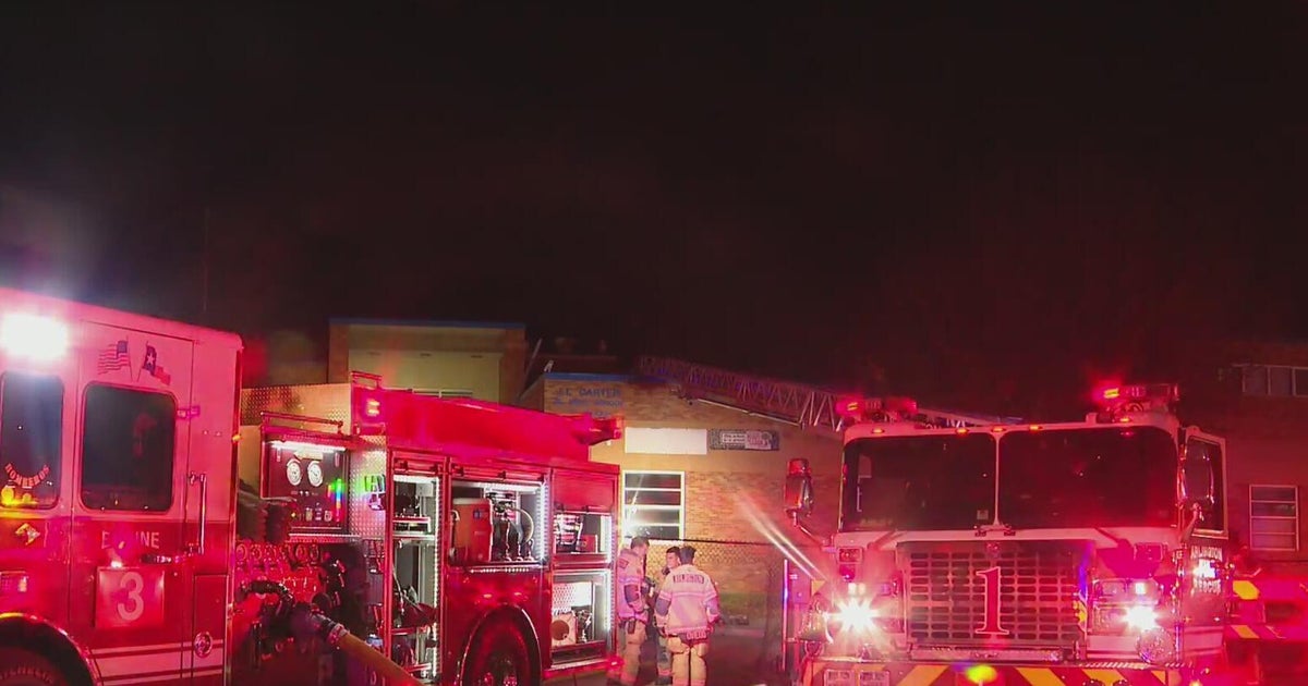 Arlington officials investigate multiple fires inside vacant junior high under demolition