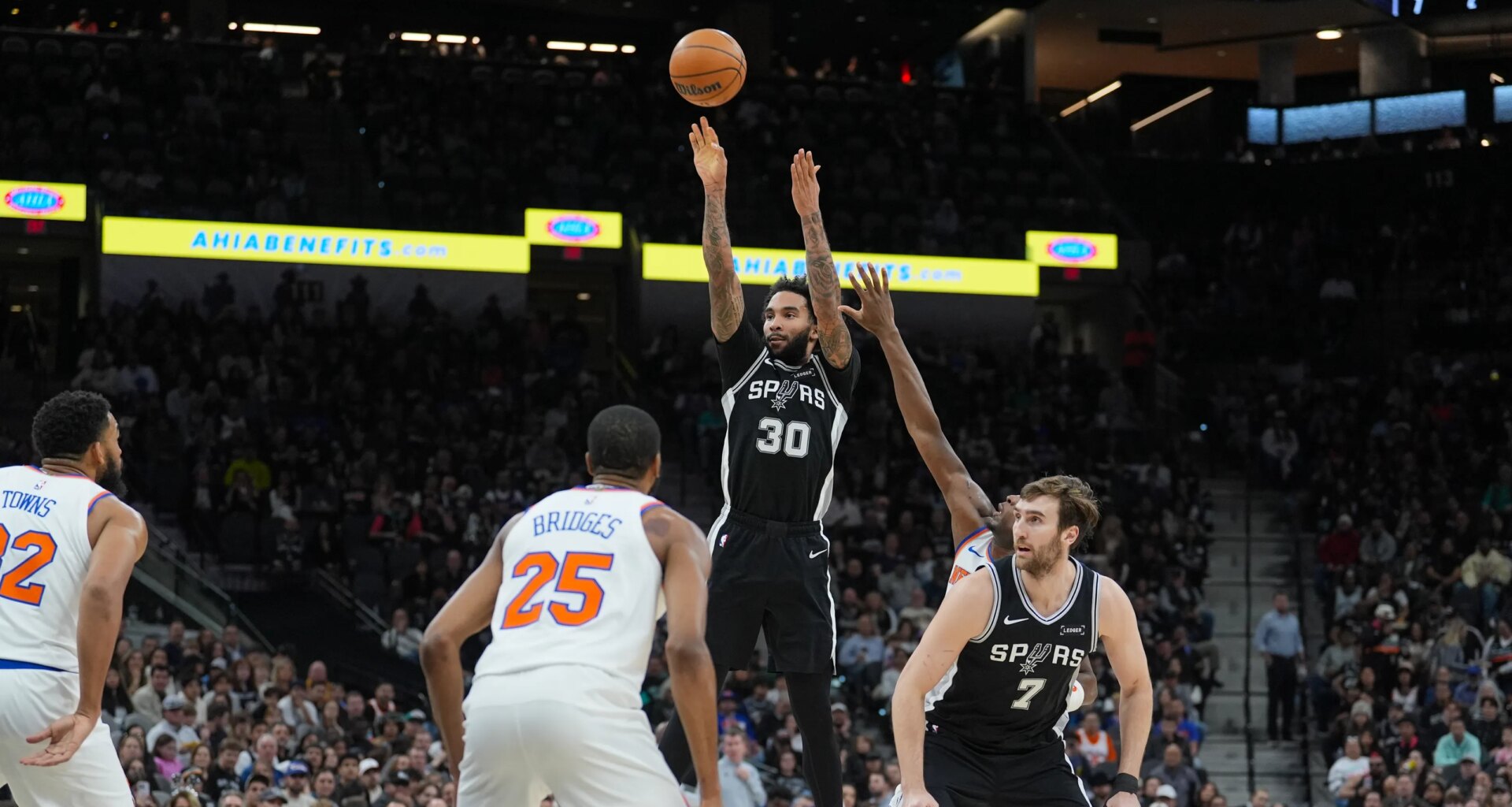 Spurs at Pacers odds, picks and predictions