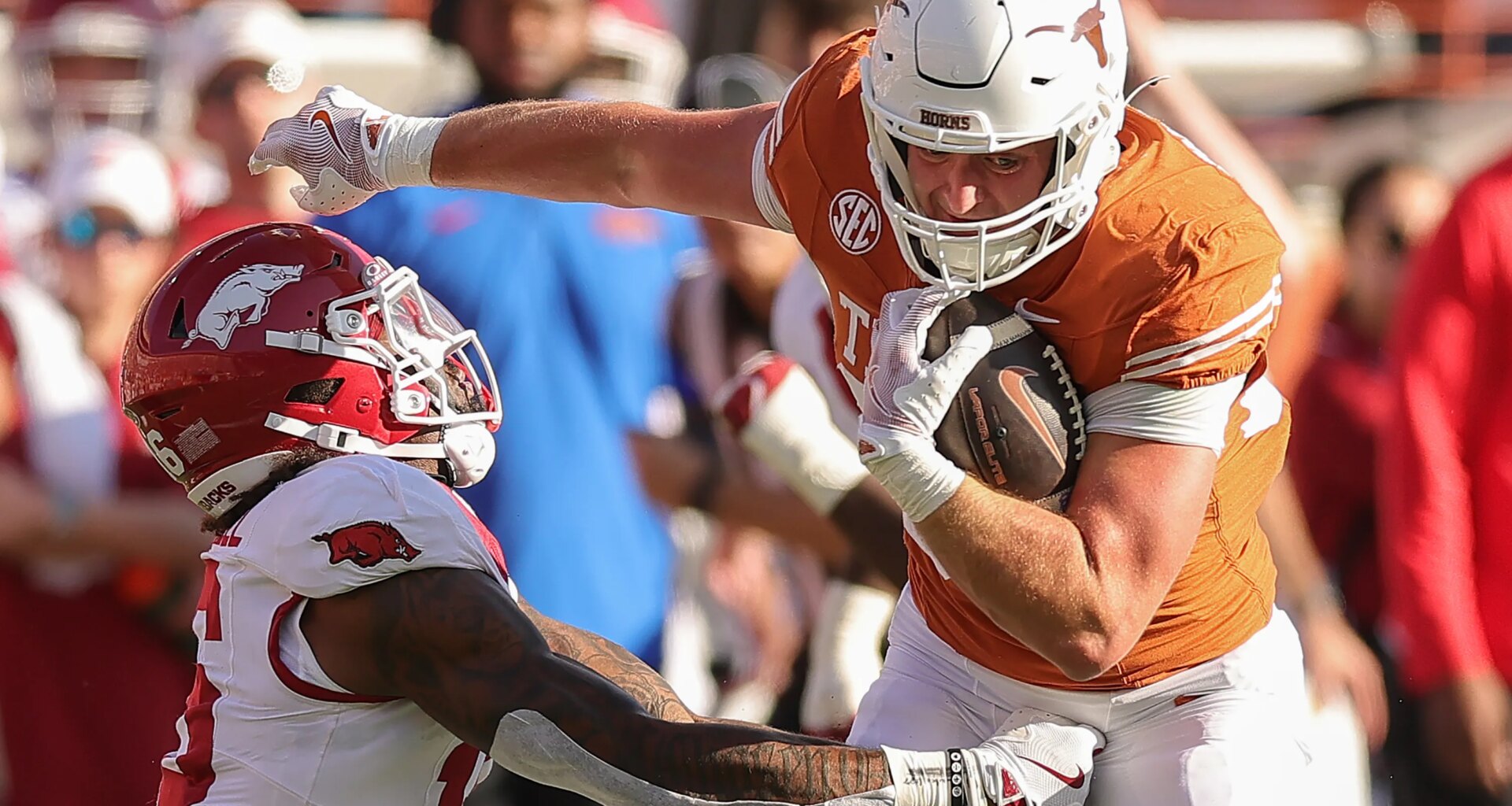 Texas Football starting tight end to enter NFL Draft
