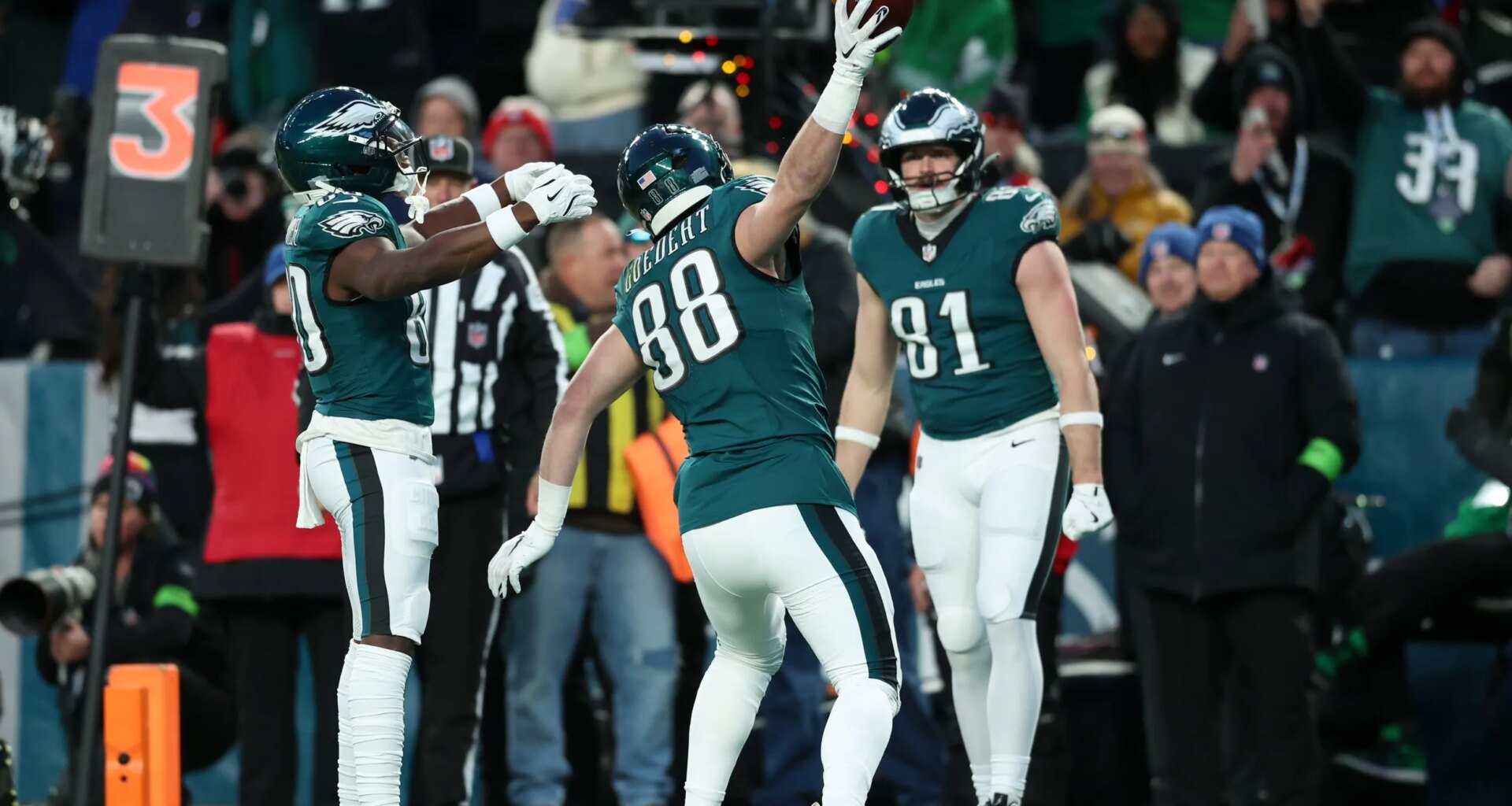 Dallas Goedert made NFL history with TD run vs. 49ers