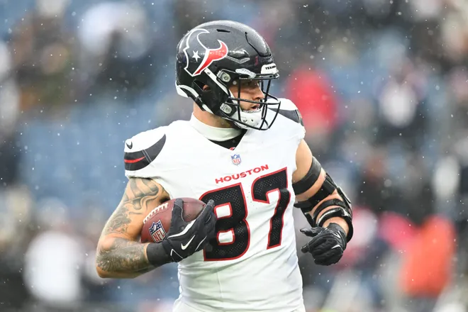 Jan 18, 2026; Foxborough, MA, USA; Houston Texans tight end Cade Stover (87) warms up before an AFC Divisional Round game against the New England Patriots at Gillette Stadium. Mandatory Credit: Brian Fluharty-Imagn Images