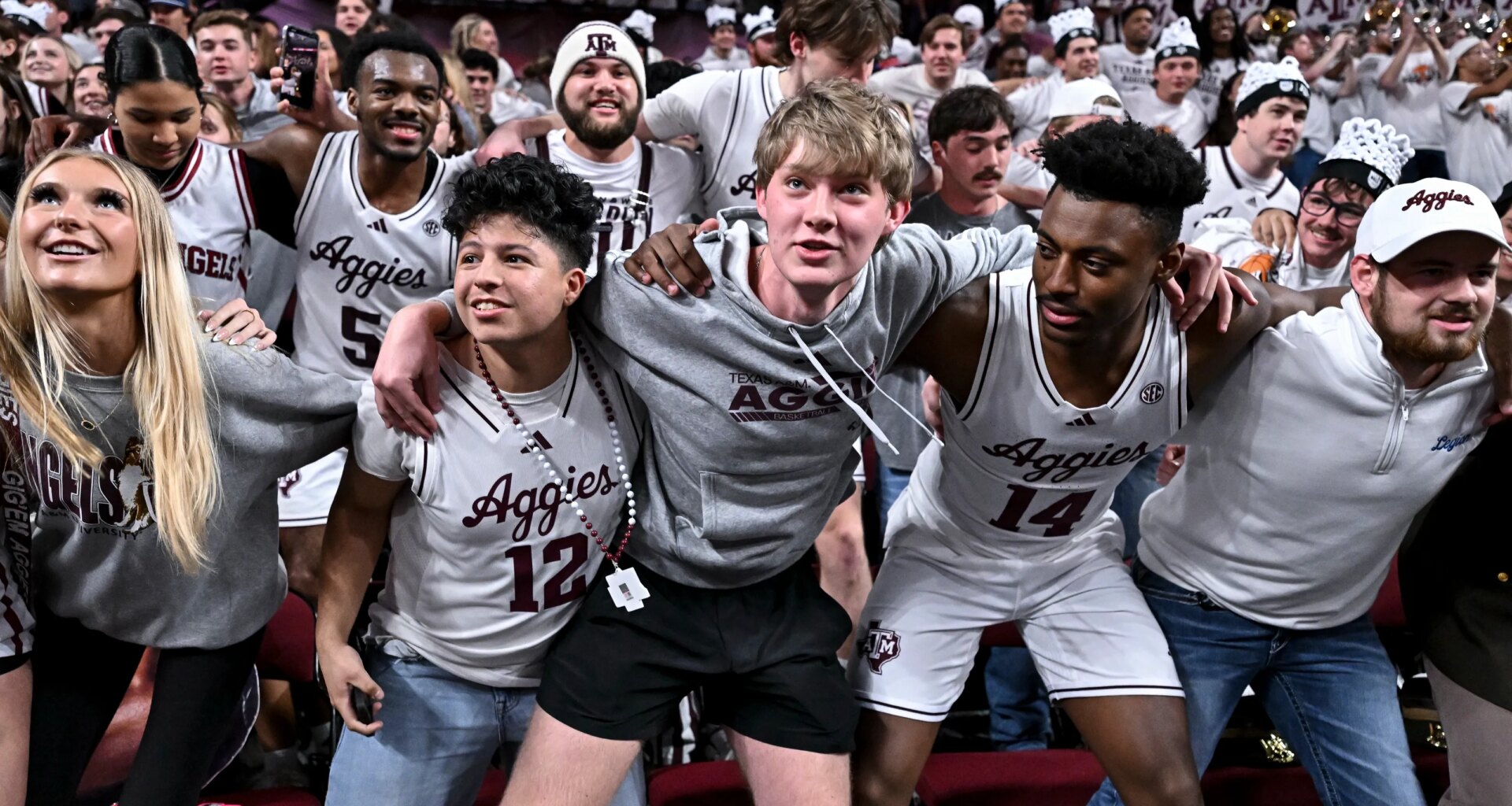 Texas A&M improves to 6-1 in SEC with 92-69 win over South Carolina