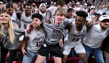 Texas A&M improves to 6-1 in SEC with 92-69 win over South Carolina