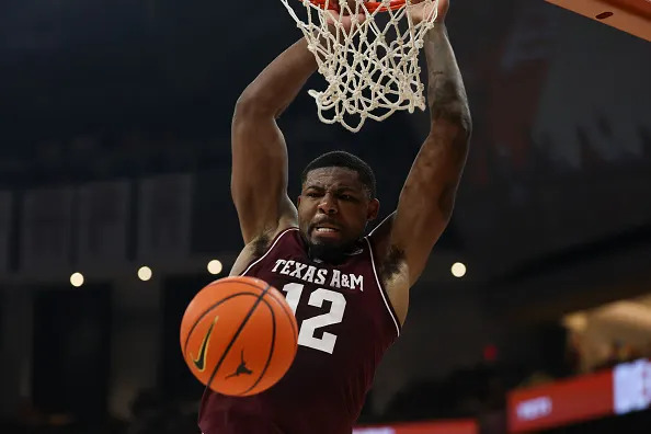 AUSTIN, TX – JANUARY 17: Forward Rashaun Agee #12 of the Texas A&M Aggies dunks the ball during the SEC college basketball game between Texas Longhorns and Texas A&M Aggies on January 17, 2026, at Moody Center in Austin, TX. (Photo by David Buono/Icon Sportswire via Getty Images)