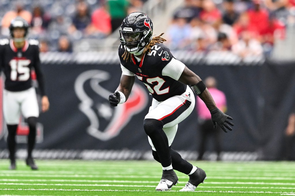 Patriots add Texans pass rusher before playoff game versus Houston