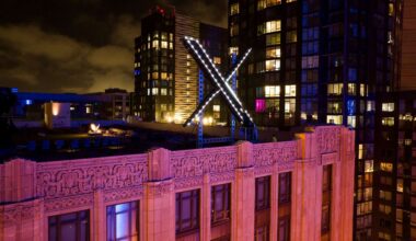 Texas Democrats call for investigation into AI chatbot