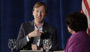 Texas Democratic gubernatorial candidates Andrew White, left, and Lupe Valdez, right, take part in a debate, Friday, May 11, 2018, in Austin, Texas, ahead of the state's May 22 primary runoff election. (AP Photo/Eric Gay)
