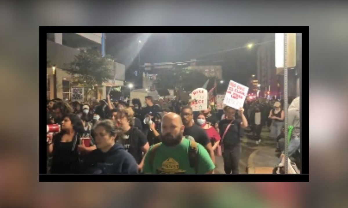 Anti-Enforcement Agitators In Downtown Dallas Ignore Minnesota Shooting Evidence