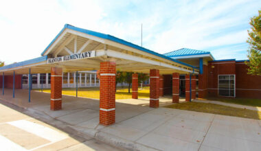 Arlington elementary school faces closure amid poor academics, declining enrollment