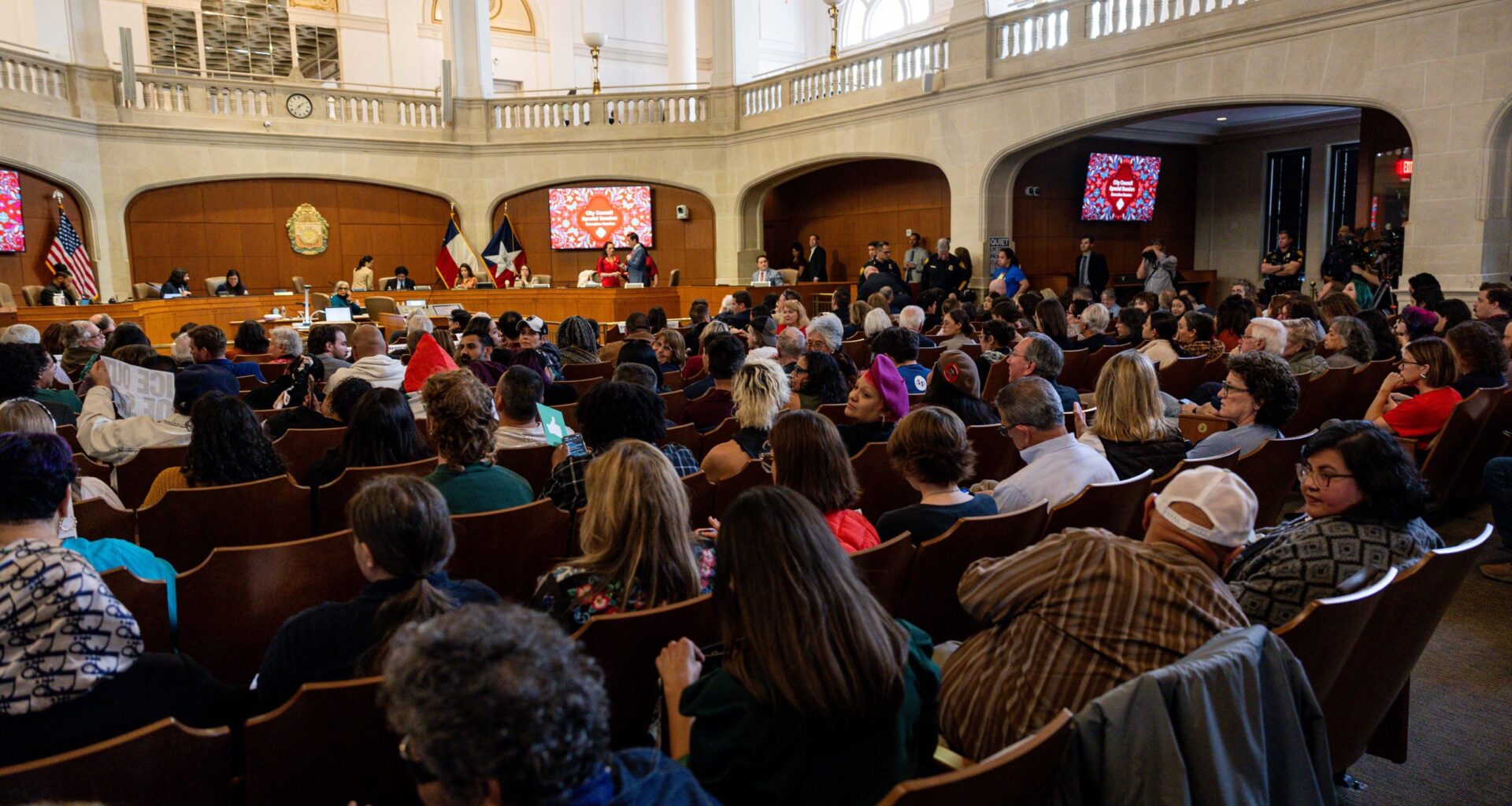 San Antonio police says it must cooperate with ICE under state law