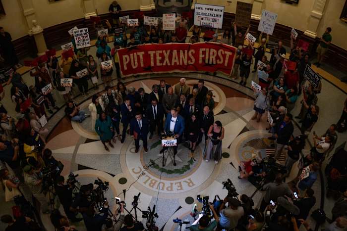 Texas House Democrats raised record-breaking $2.2 million in 2025