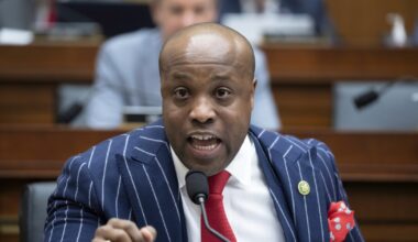 Senate hopefuls converge on North Texas as primary race heats up