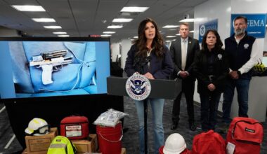 Videos show deadly Minneapolis shooting and political leaders reach different conclusions