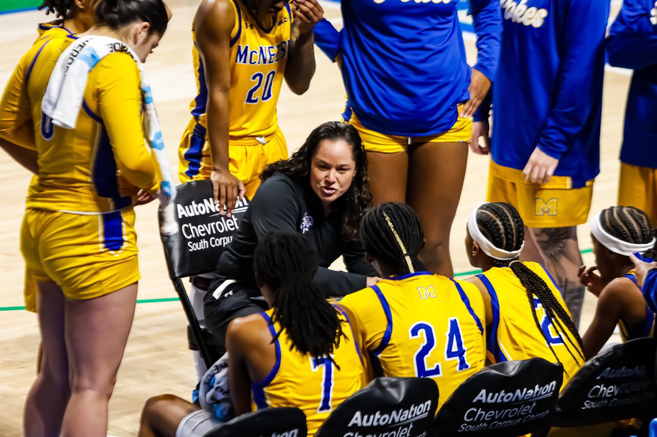 Sloppy Cowgirls stop Corpus | American Press