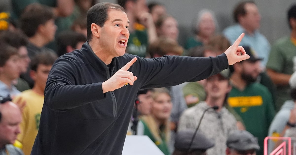 Baylor falters in second half, falls to No. 7 Houston at home