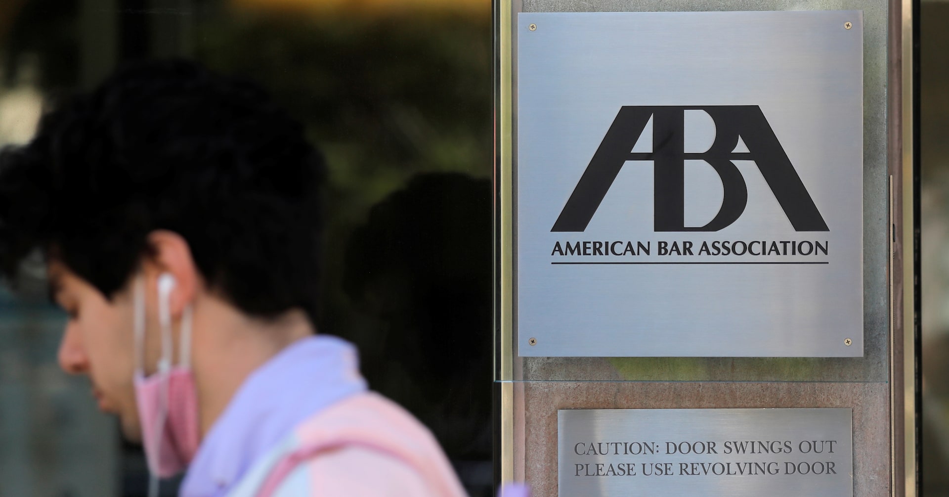 Florida joins Texas in limiting ABA's law school oversight role