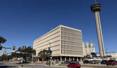 Downtown arena deal takes significant step; Spurs to fund city’s federal land purchase