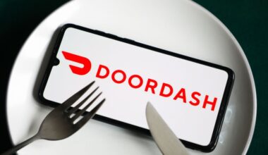 DoorDash temporarily halts Dallas-Fort Worth deliveries as winter storm brings icy conditions