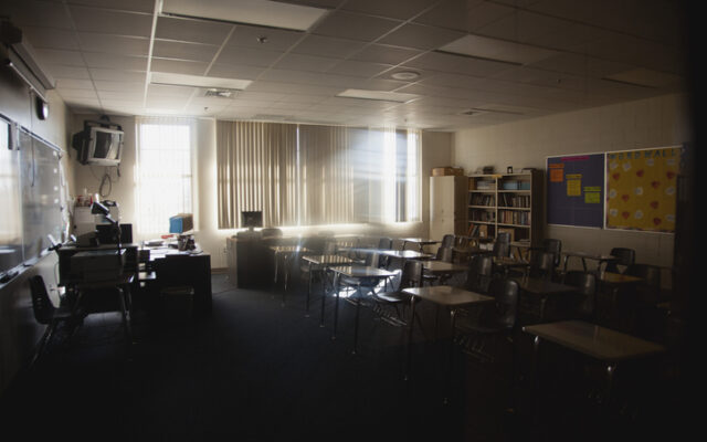 List of school districts to be closed, delayed Monday