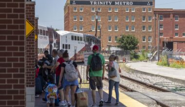 Fort Worth transit agency resolution highlights partnership with DART