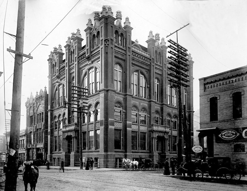 The first Dallas City Hall. 