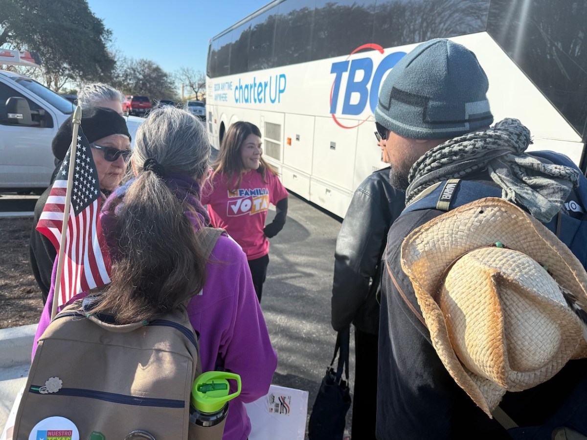 Texas activists heading to Dilley detention center to protest Trump immigration crackdown