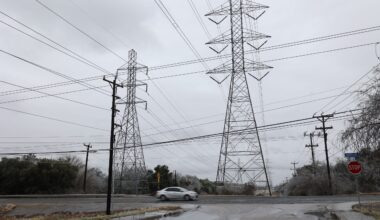 Freezing rain expected in San Antonio, testing power grid