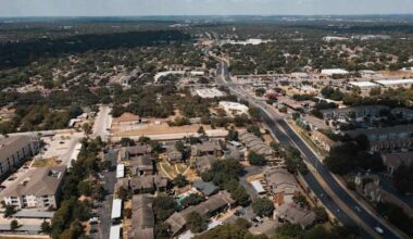 Texas incomes rose, but housing costs rose faster, census finds