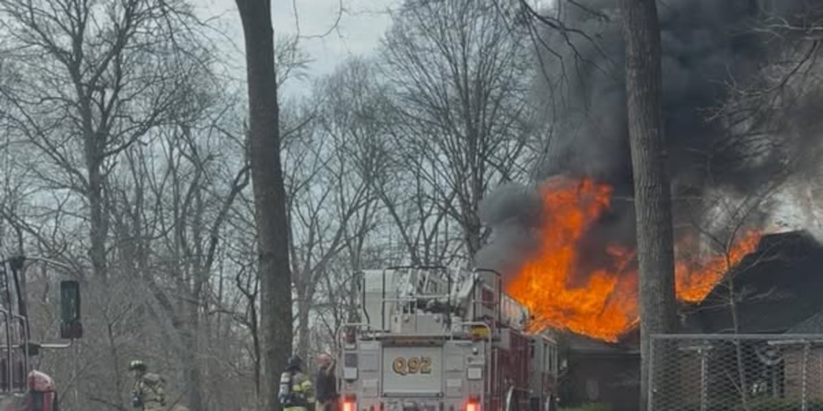 Multiple crews respond to structure fire in Plano