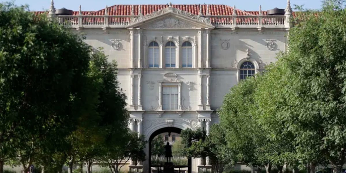 Texas Tech President Schovanec announces early closure