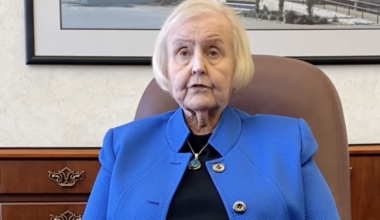 Longtime mayor of Euless heading out, but pledges to remain in the city’s game