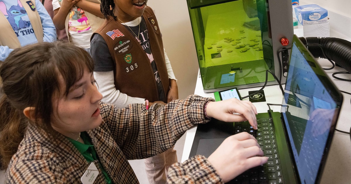 In southern Dallas, Girl Scouts launches DreamLab to spark STEM curiosity