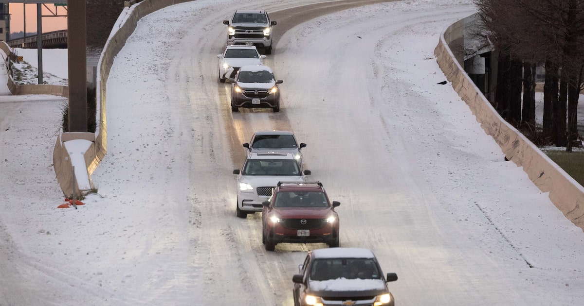 Here’s when ice and snow could melt across Dallas-Fort Worth, and how that affects roads