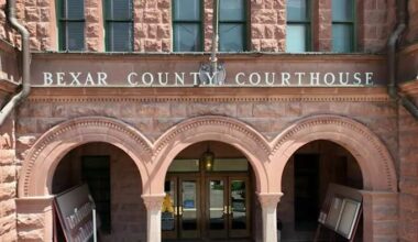 Couples can get married for free on Valentine’s Day at Bexar County Courthouse