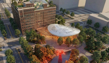 City Hall at Founders Square? Downtown developer Ray Washburne has an idea