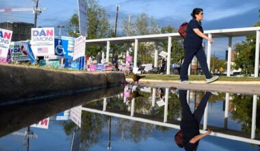 Judge orders early voting in Houston congressional election extended after winter storm disruptions