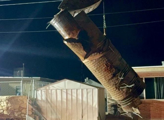 Crews remove damaged water main pipe in Northeast El Paso