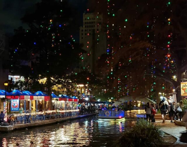 Public Works drains San Antonio River for clean-up and maintenance