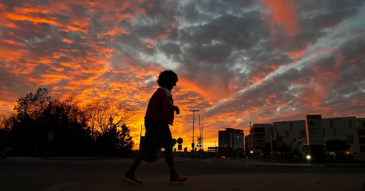 Elevated fire threat present for much of North Texas Friday before weekend cold