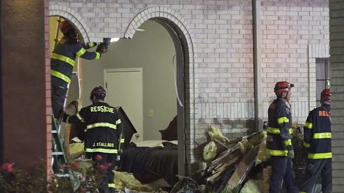 Vehicle crashes through North Side hotel, San Antonio police say