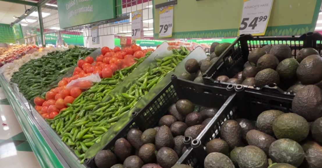 El Paso shoppers cross into Juárez looking for savings