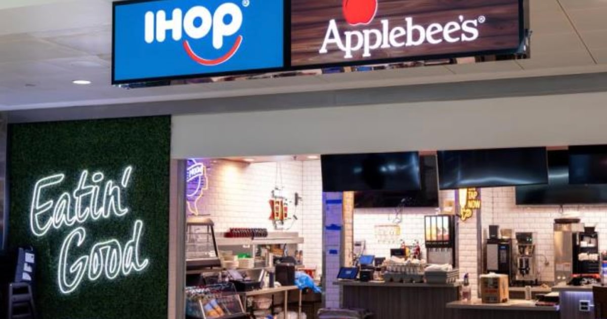 Wings and pancakes? Applebee’s and IHOP open first shared restaurant in Dallas airport