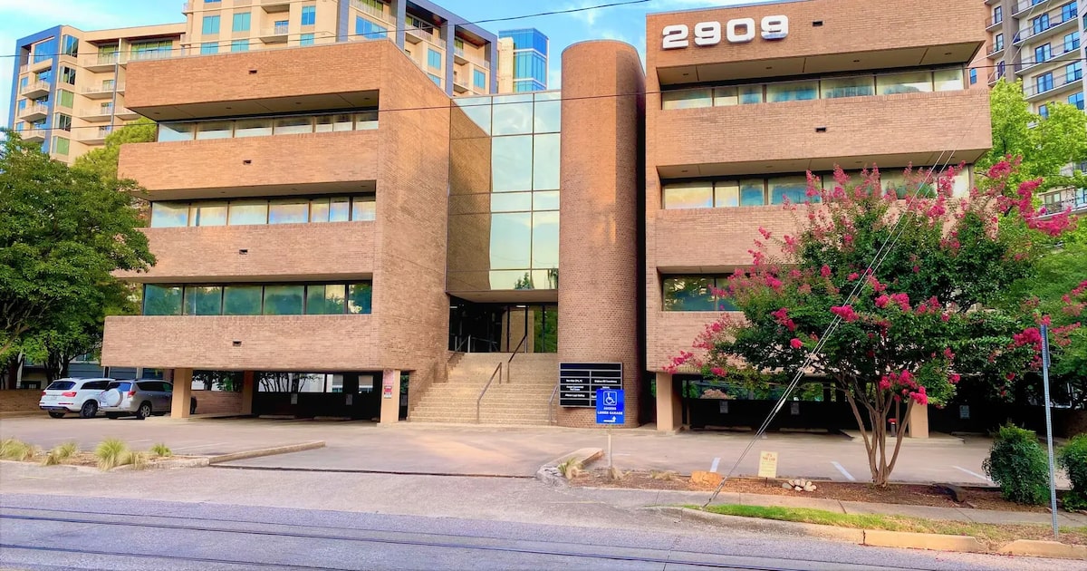 Dallas firms buy Uptown office with plans for $50 million hotel