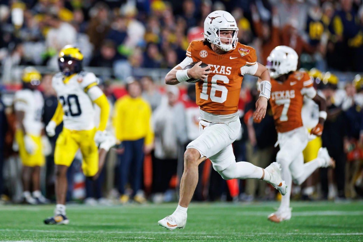 Texas QB Arch Manning undergoes minor foot surgery as preventative measure