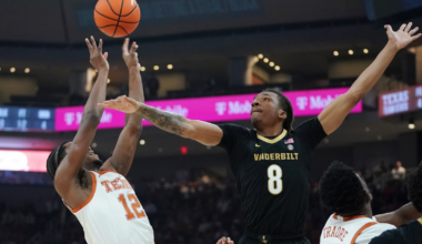 NCAA Football: Indiana at Oregon