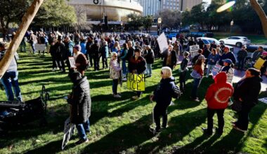 Over 300 protesters gather in Fort Worth Saturday to condemn ICE’s killing of Renee Good