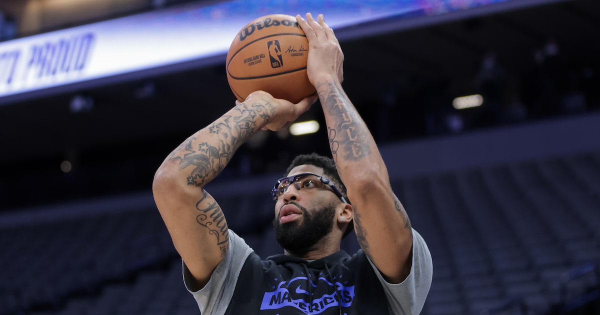 Mavericks’ Anthony Davis will not require surgery on injured left hand