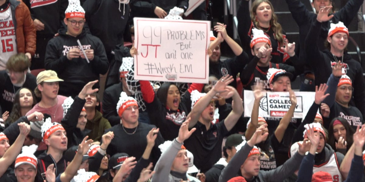 Red Raider fans brave winter weather for ranked basketball matchup