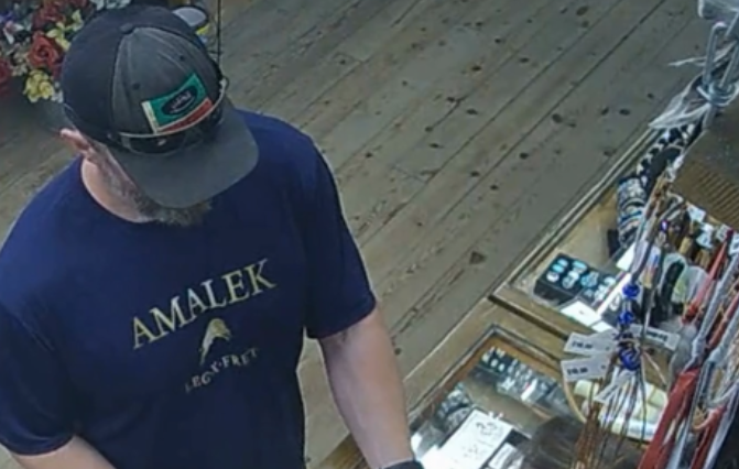 Former Navy SEAL who traveled from El Paso for San Diego No Kings Day protest convicted of intending to use explosives against officers