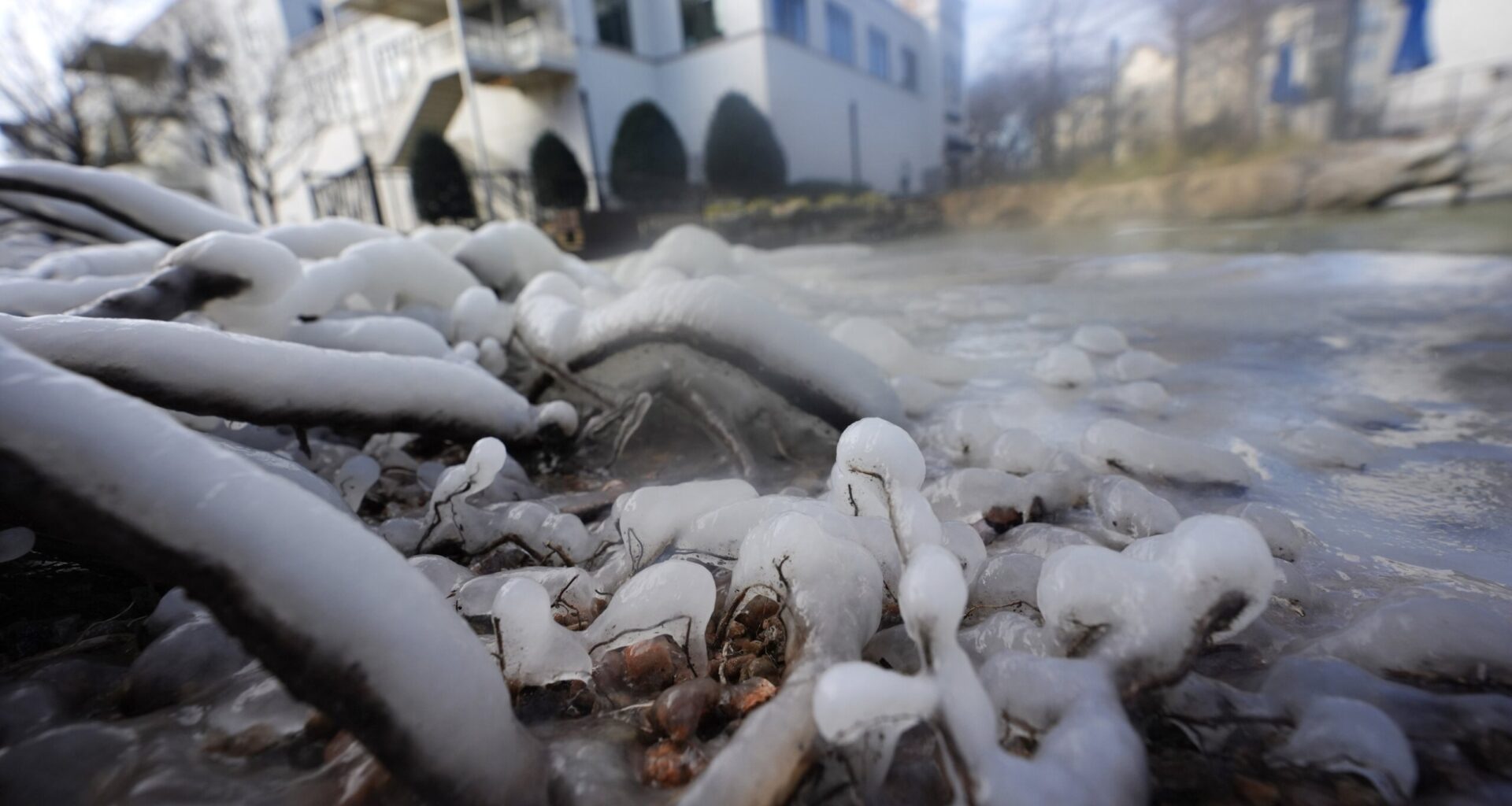 Forecasters warn of a ‘potentially catastrophic’ storm from Texas to the Carolinas